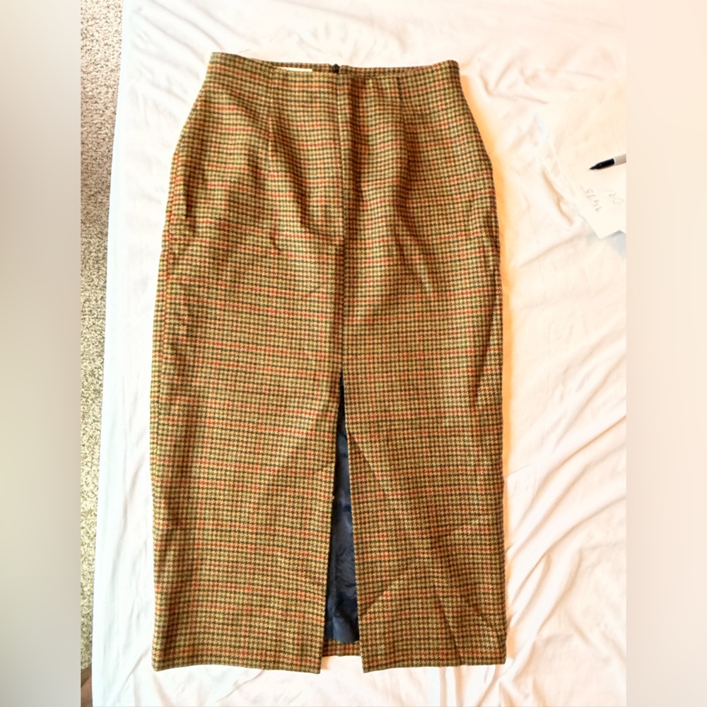 Vintage Jones New York 100% plaid Wool pencil Skirt